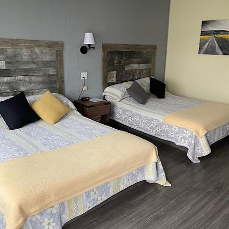 Motel Valois Yl Inc Acton Vale Εξωτερικό φωτογραφία